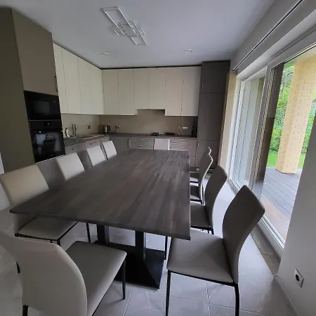 Vomikay Ferienhaus Reval